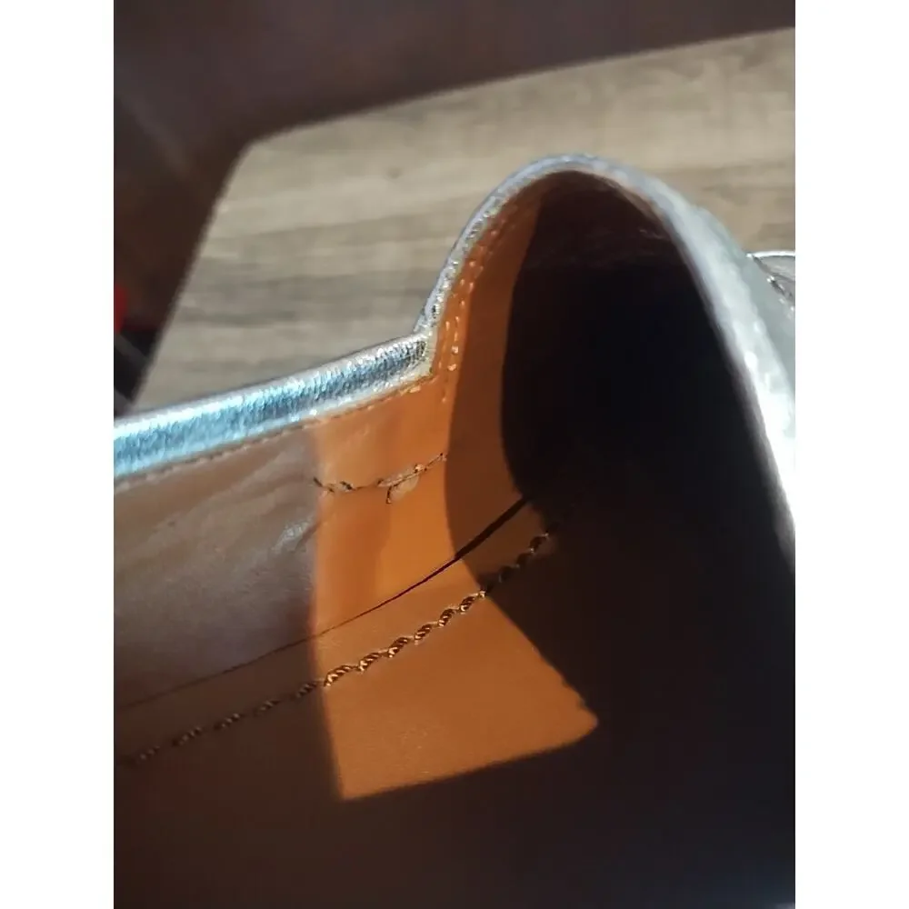 Coach Mary Lockup Silver Slip On Loafer Designer Shoes Womens Size 7 Leather - Picture 10 of 10